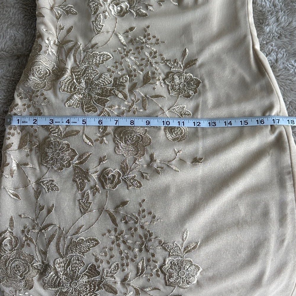 David Meister Champagne Beaded Floral Long-Sleeve Dress Size 6 - Picture 13 of 13